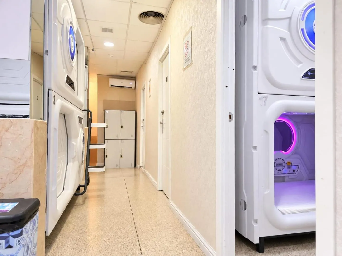 Min Hostel Capsules 15
