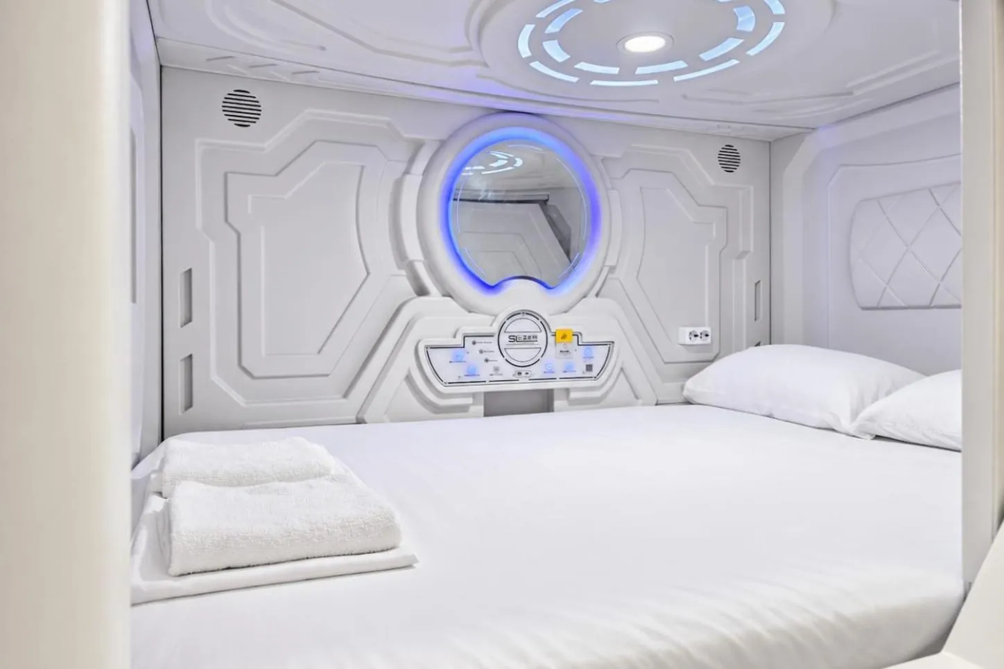 Min Hostel Capsules 9